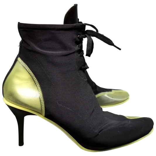 Vintage 90s DKNY sneaker boots, boxed, rare