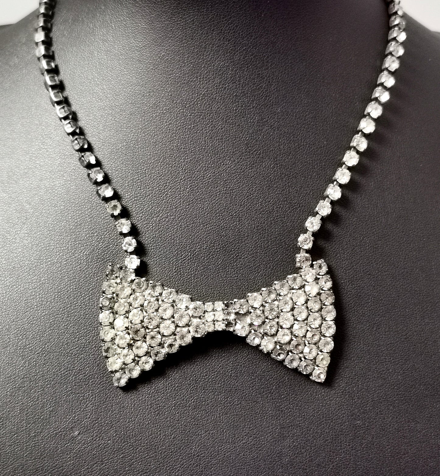 Vintage Art Deco paste bow choker necklace, 1920s