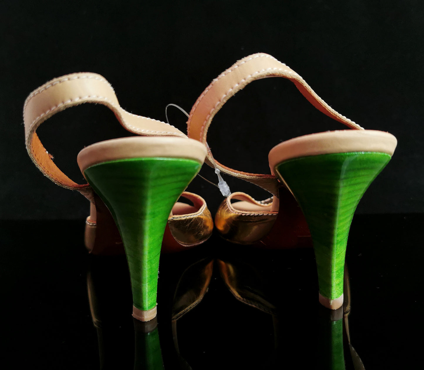 Lanvin ete 2010 crinkled gold leather shoes, green heeled slingback sandals