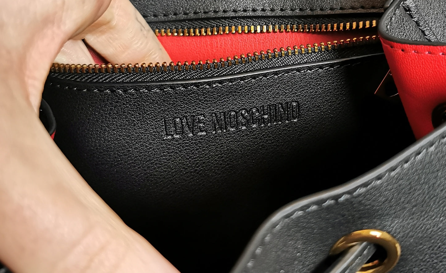 Moschino Love chain handle backpack, Black and Red