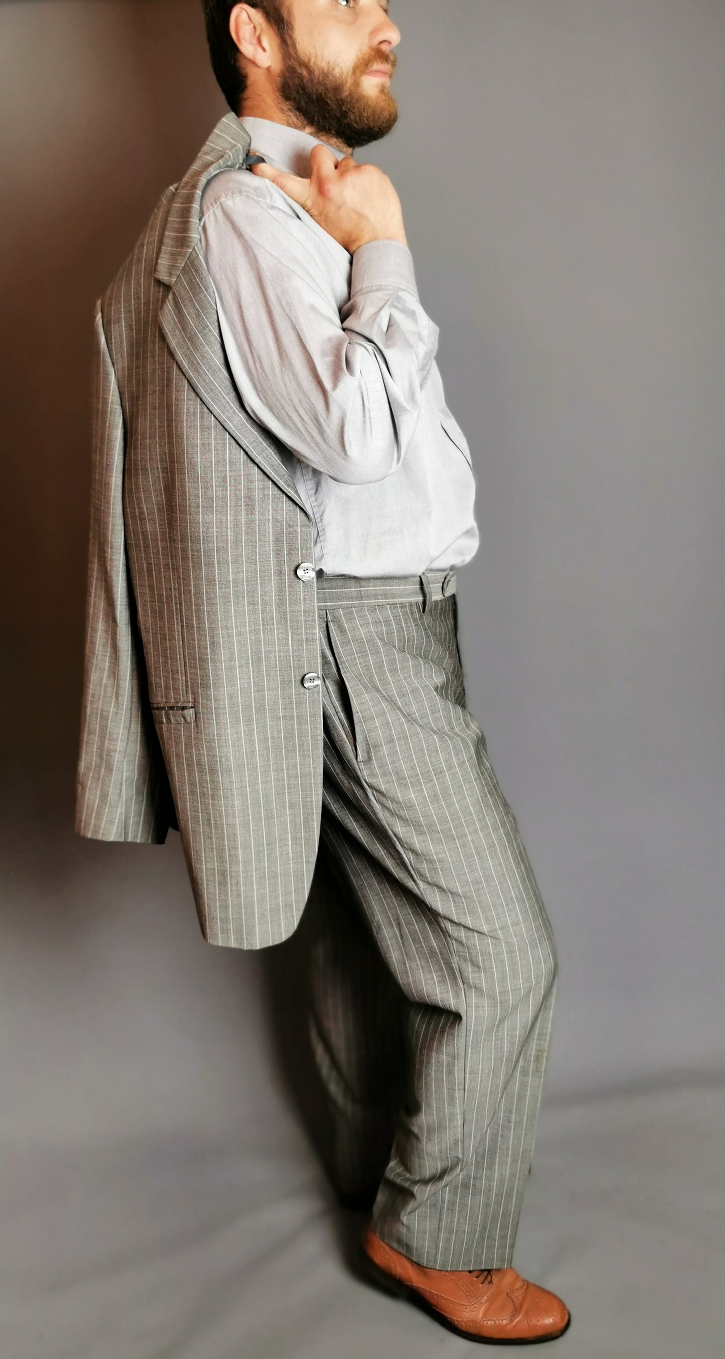 Vintage Versace Classic Mens Grey pinstripe suit