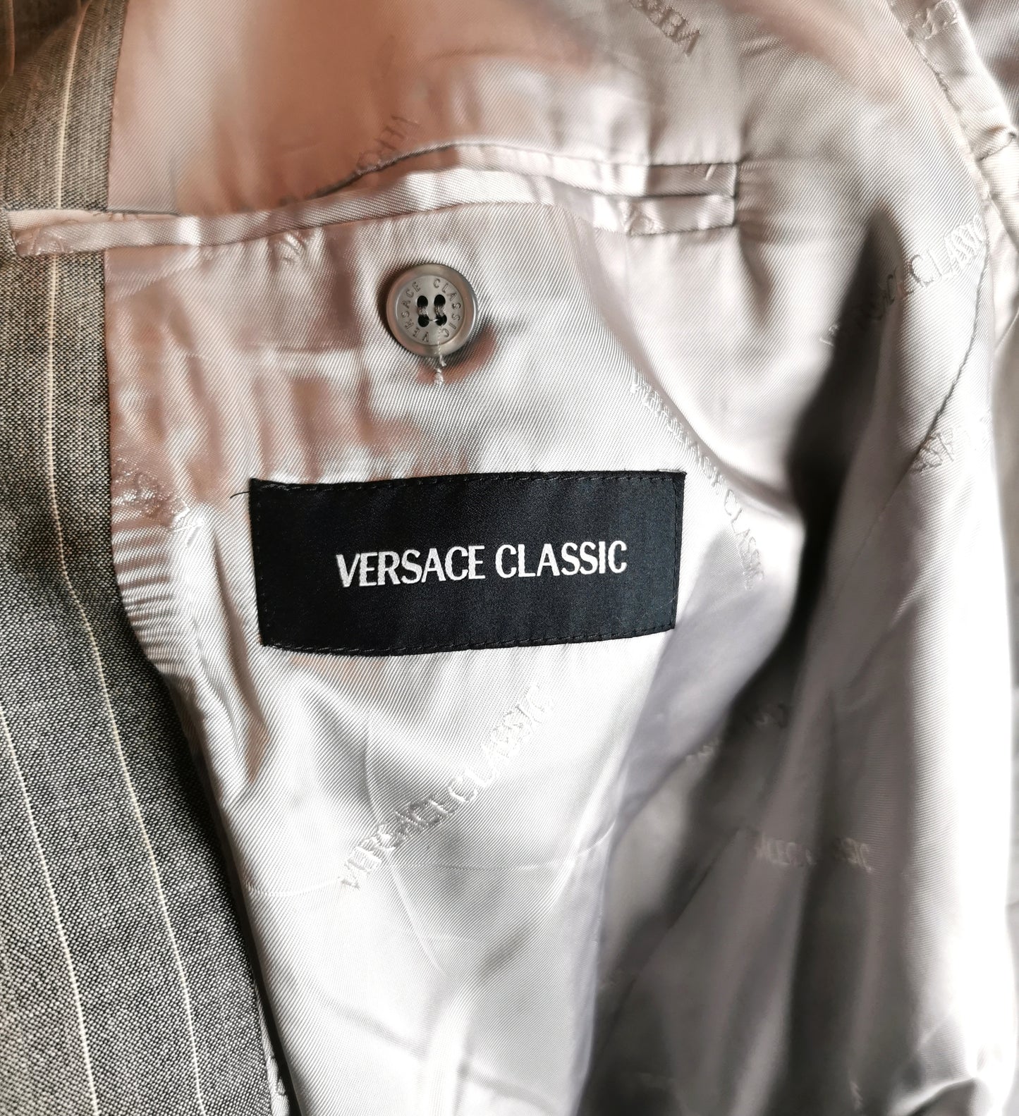 Vintage Versace Classic Mens Grey pinstripe suit