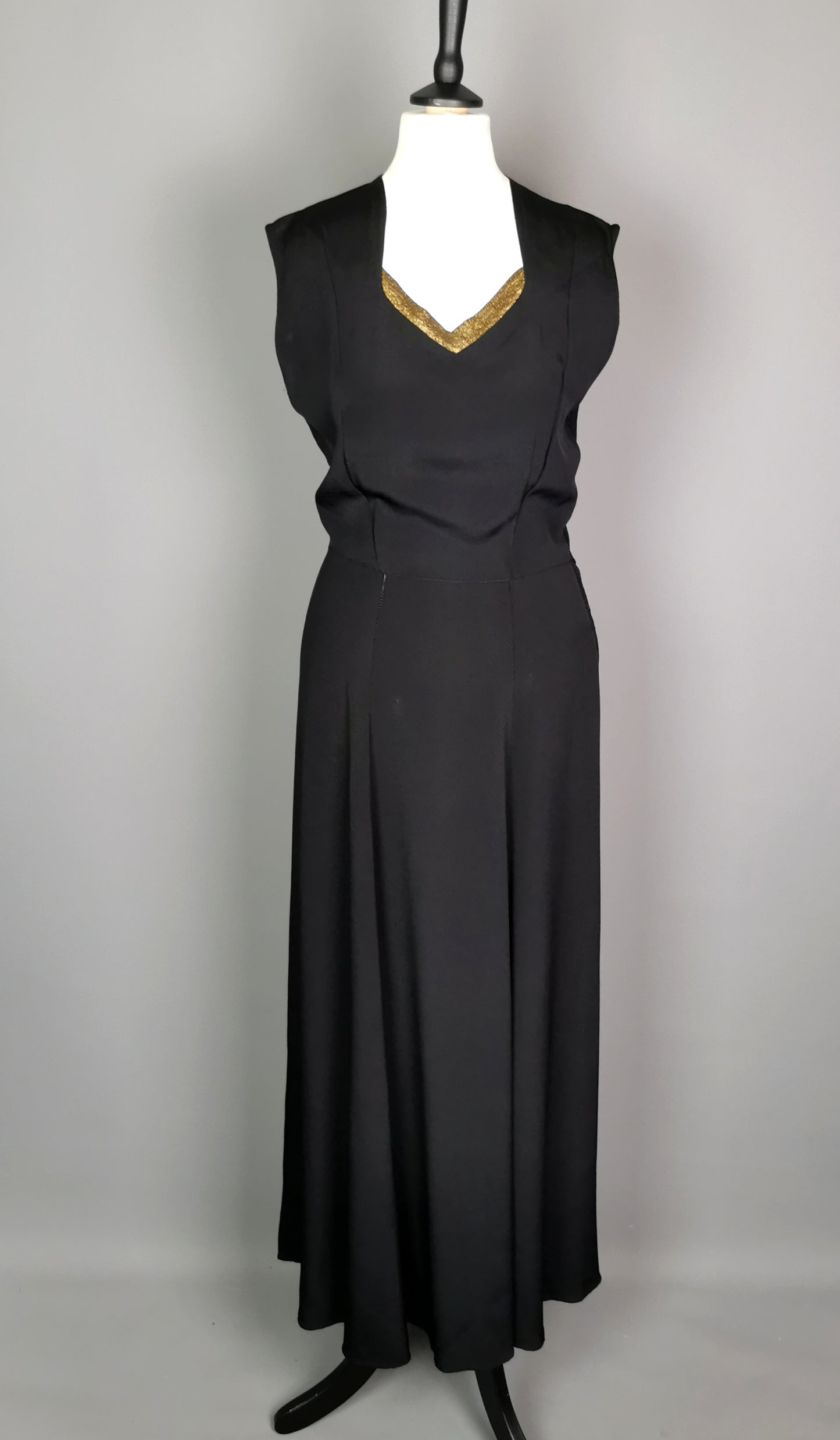 Vintage 1930's bombshell evening dress, Black rayon and gold lame