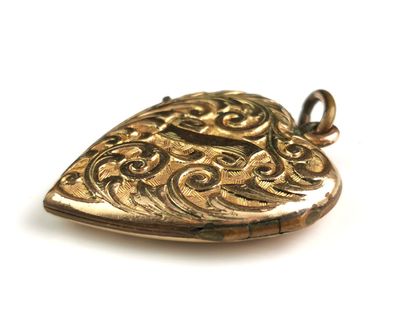 Vintage Art Deco gold plated heart locket