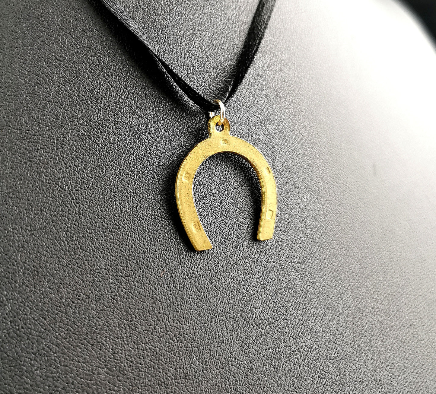 Antique Victorian gold plated horseshoe pendant