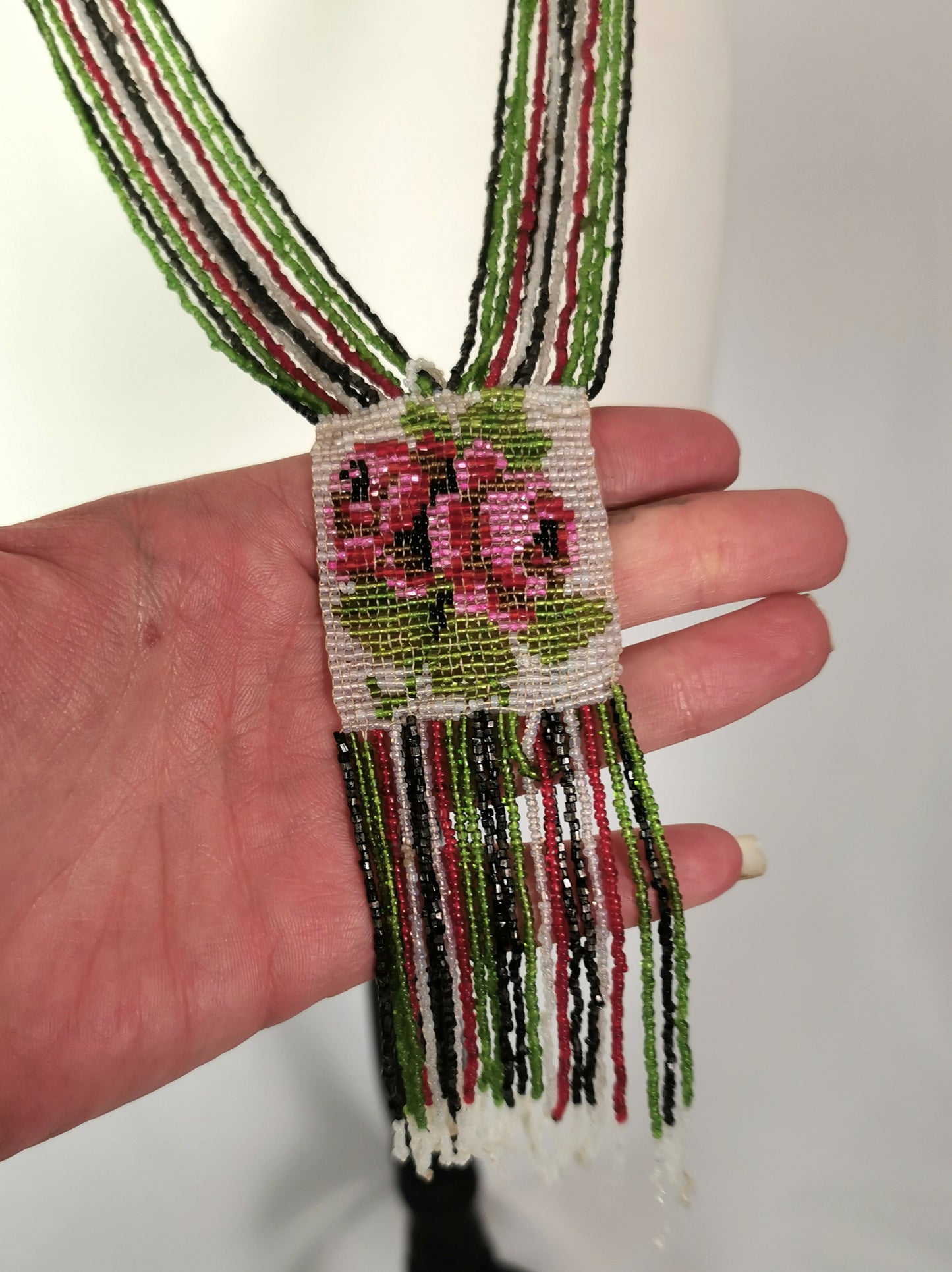 Art Deco glass beadwork sautoir necklace, floral, Flapper length