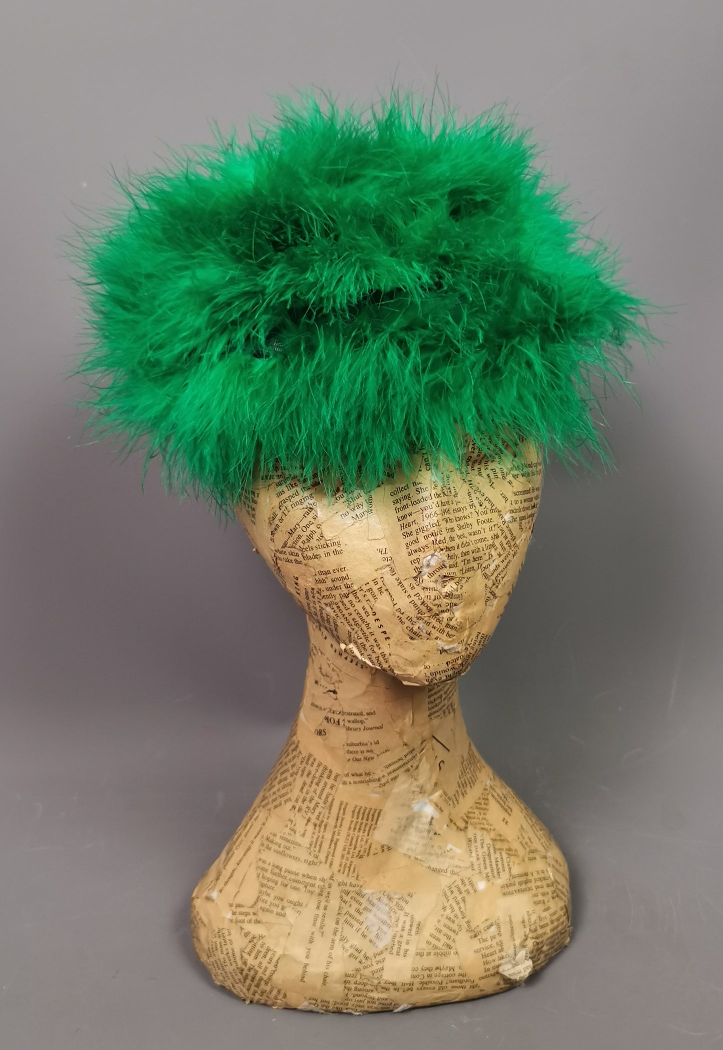 Vintage Vibrant green marabou feather pillbox hat