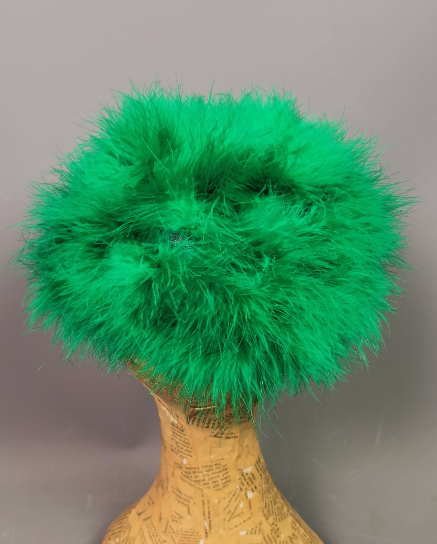 Vintage Vibrant green marabou feather pillbox hat
