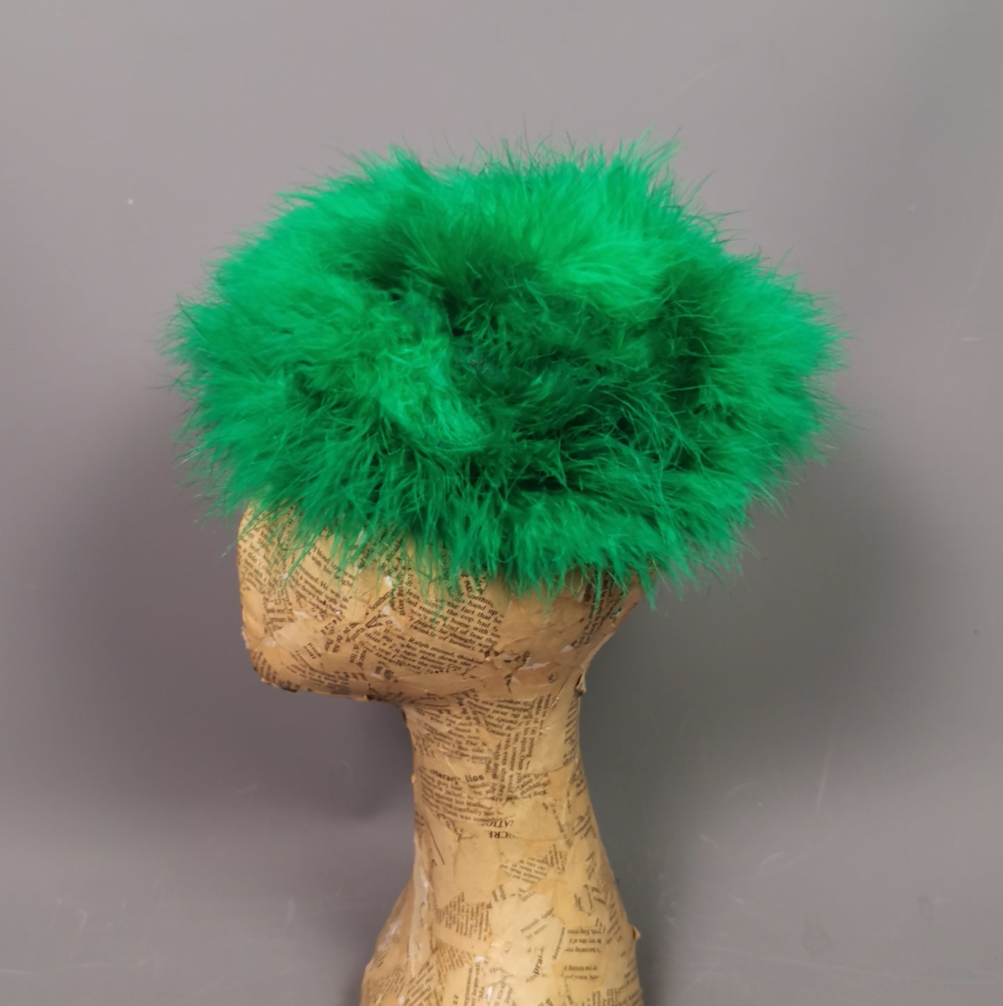 Vintage Vibrant green marabou feather pillbox hat