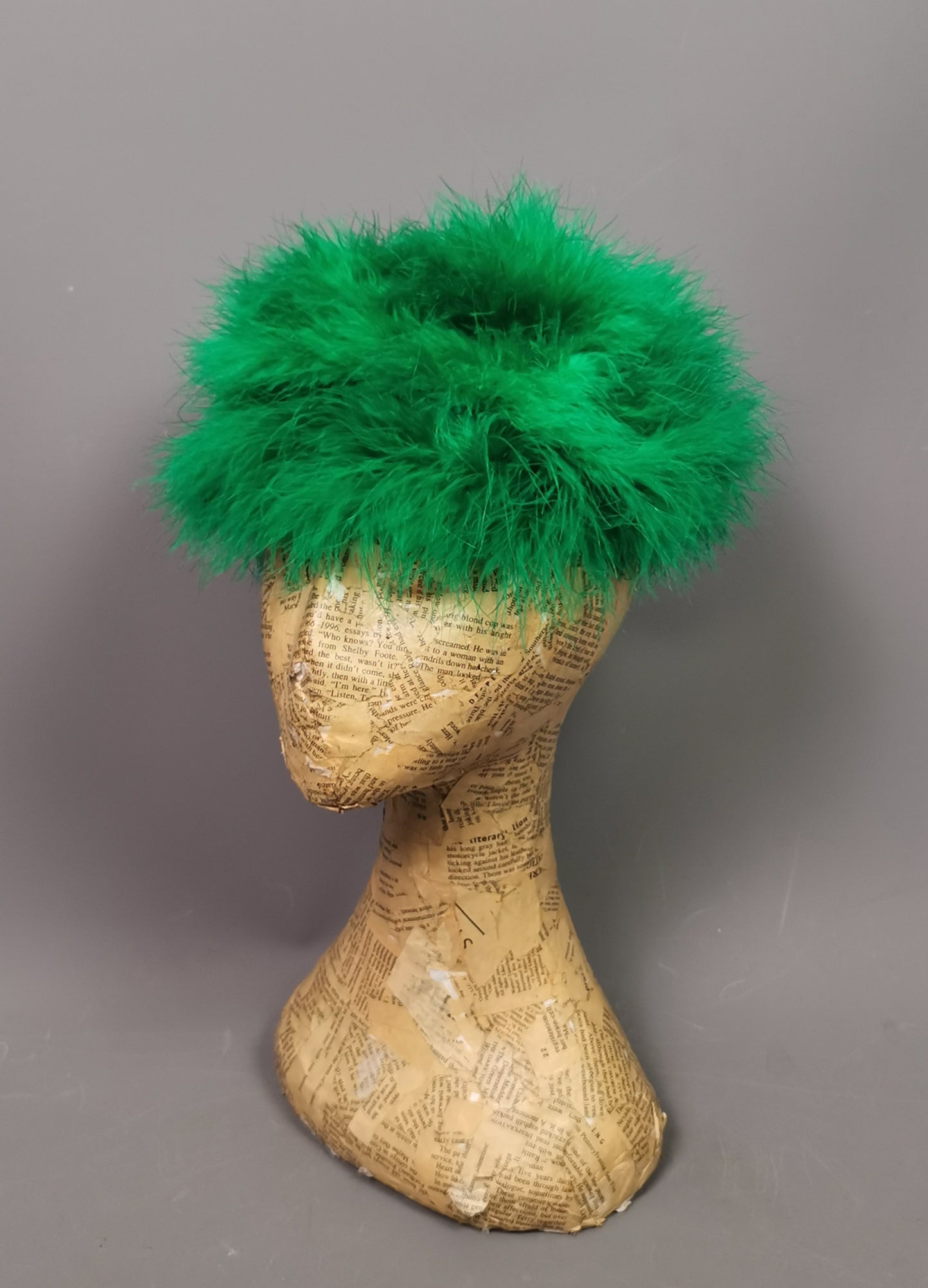 Vintage Vibrant green marabou feather pillbox hat