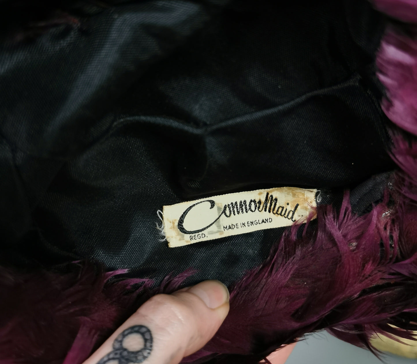 Vintage feather hat, magenta, Ostrich feather