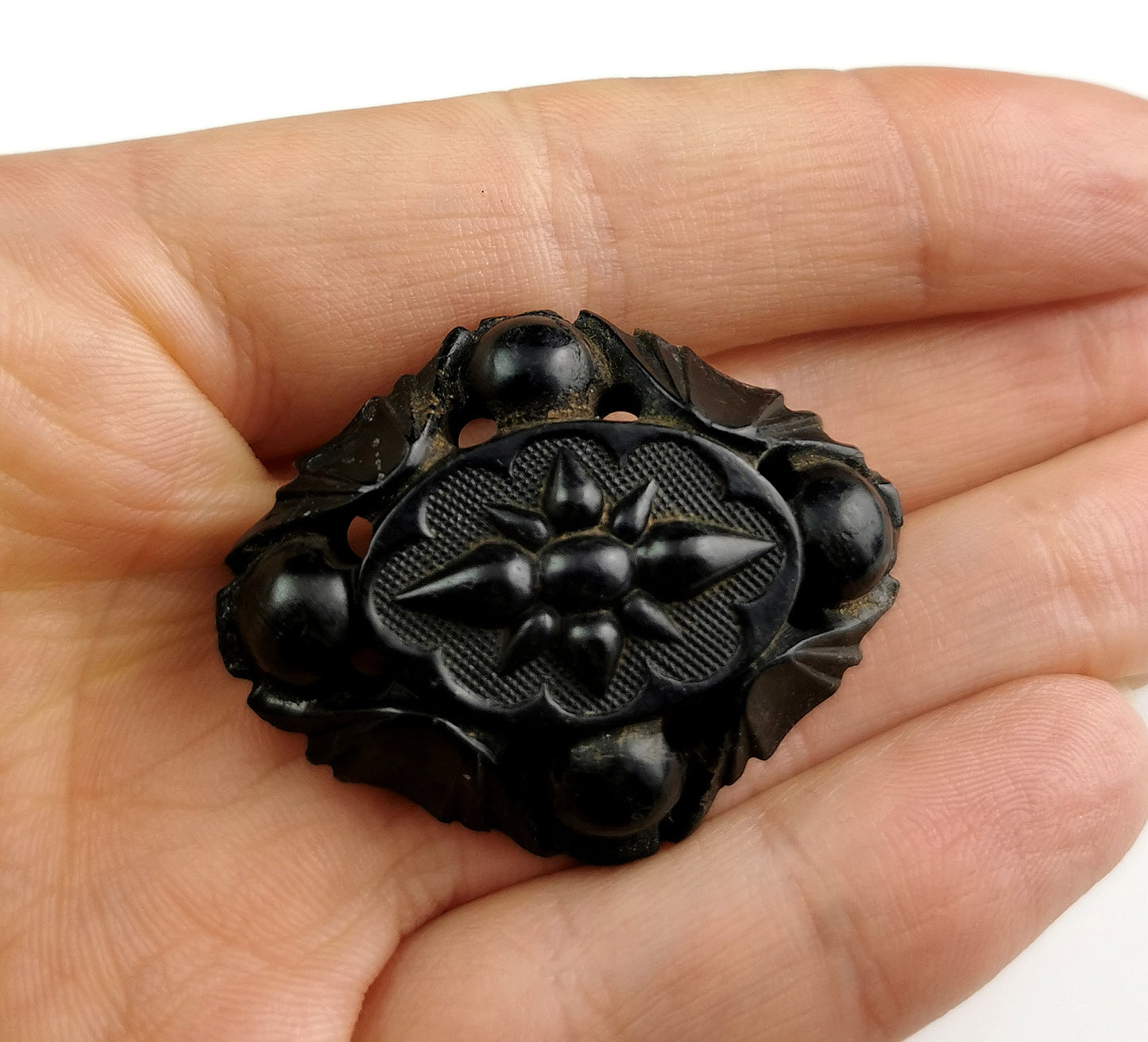 Antique Victorian Whitby Jet brooch