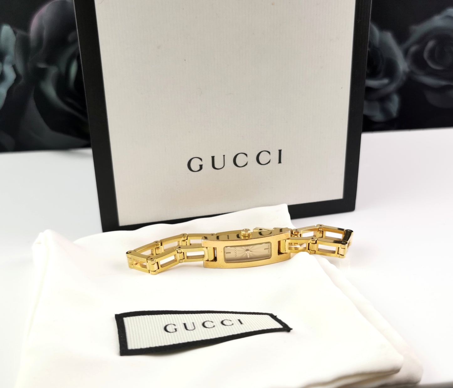 Gucci 3900l ladies gold plated wristwatch