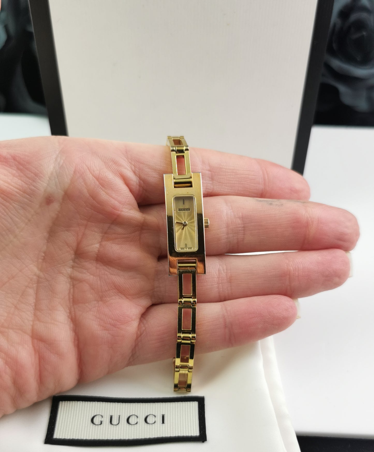 Gucci 3900l ladies gold plated wristwatch