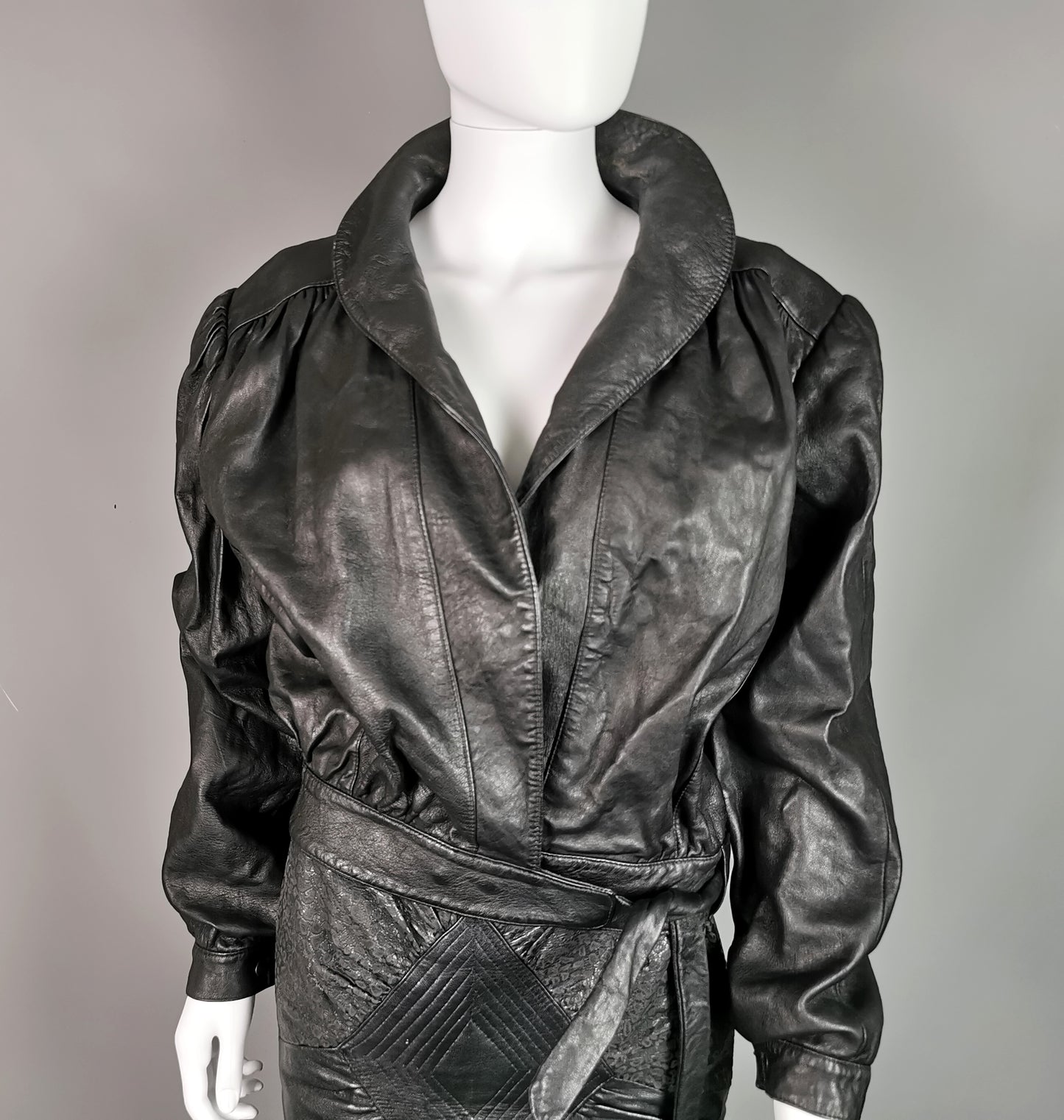 Vintage 1980s cropped Leather jacket, Tie front