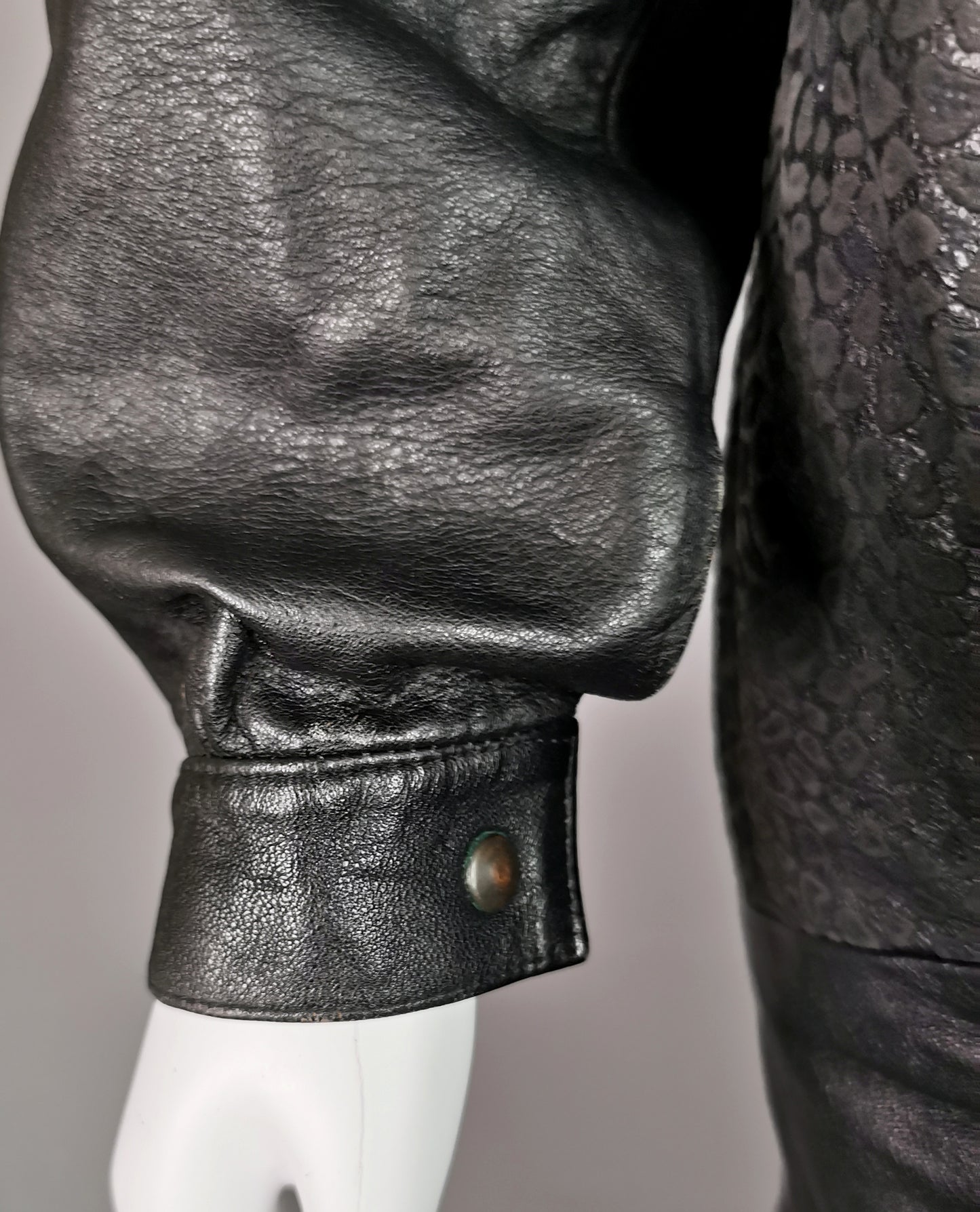 Vintage 1980s cropped Leather jacket, Tie front