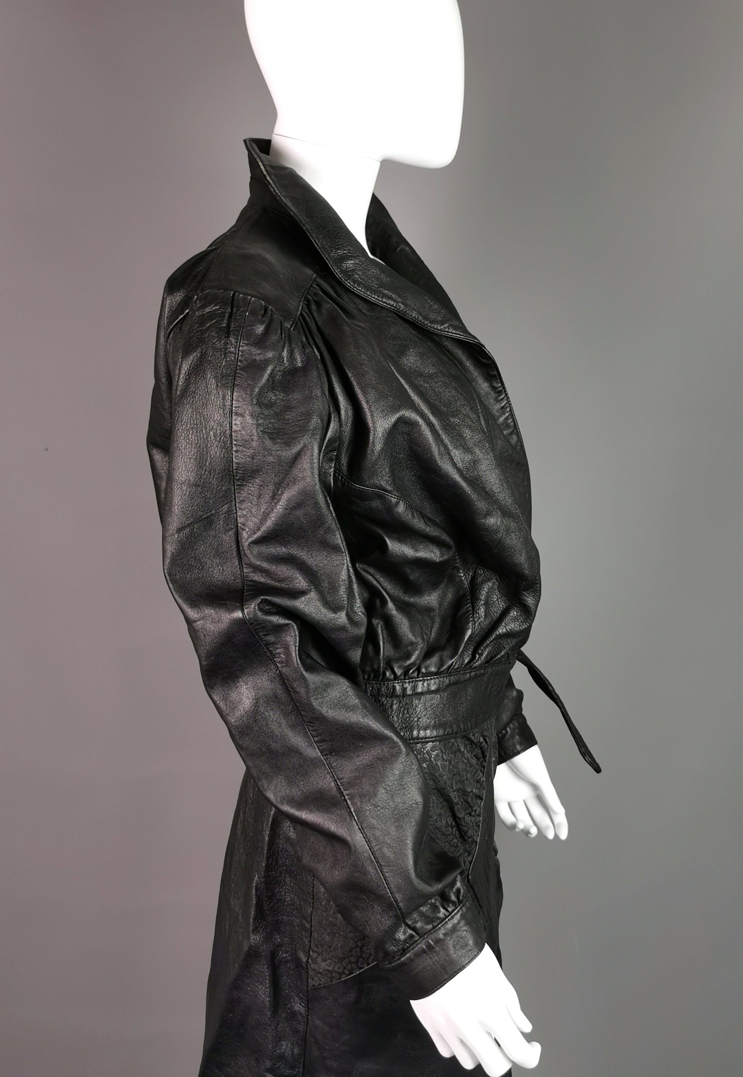 Vintage 1980s cropped Leather jacket, Tie front