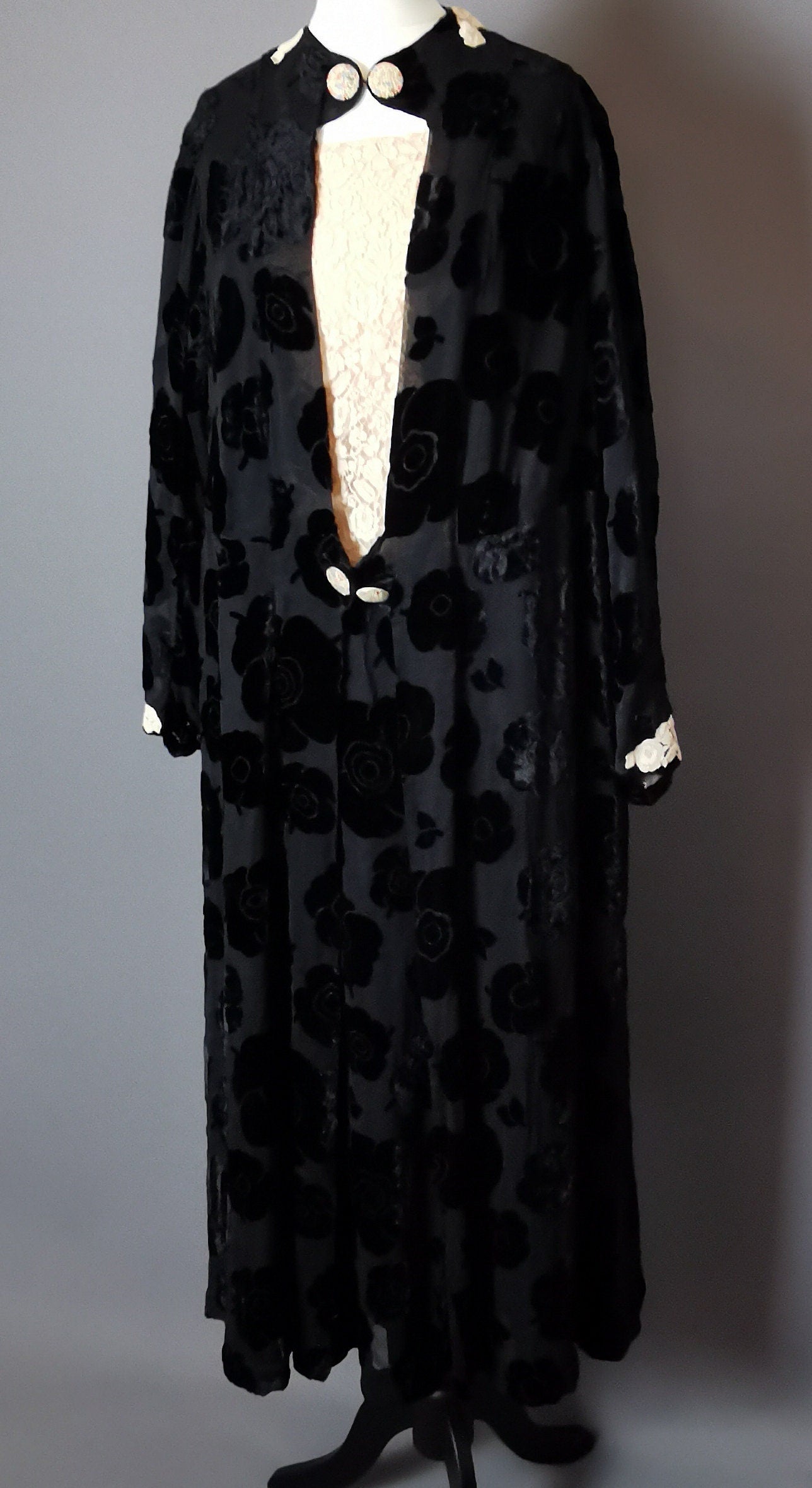 Vintage 20s velvet devore dress, Art Deco, drop waisted