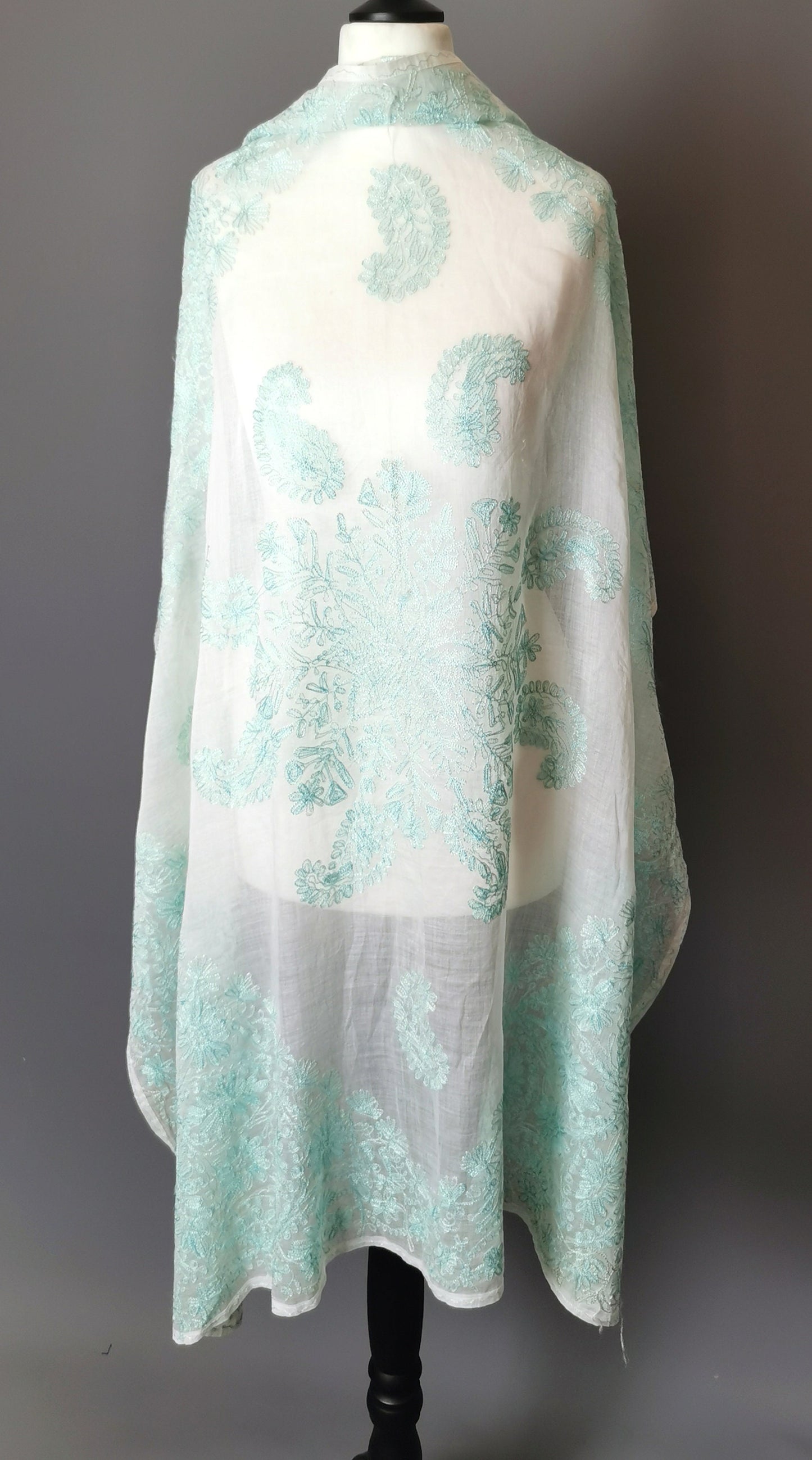 Vintage paisley snowflake shawl, embroidered cotton