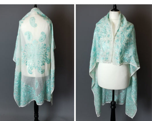 Vintage paisley snowflake shawl, embroidered cotton