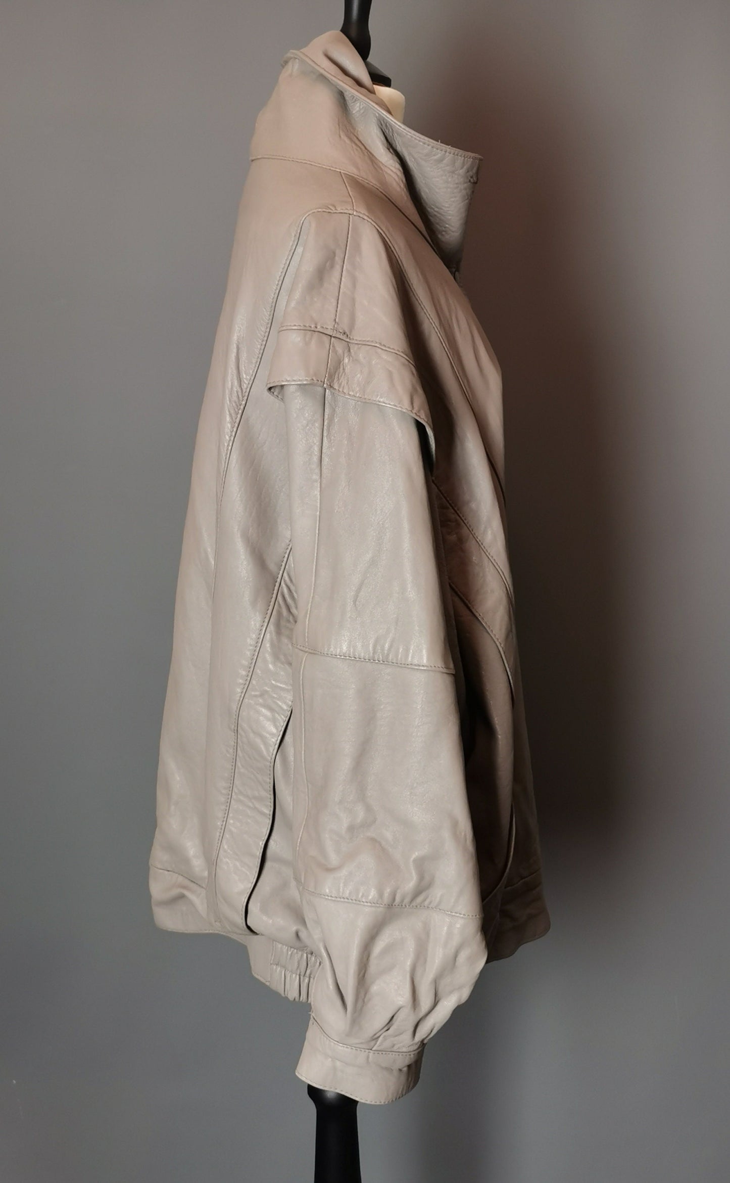 Vintage 1980s batwing leather jacket, Taupe