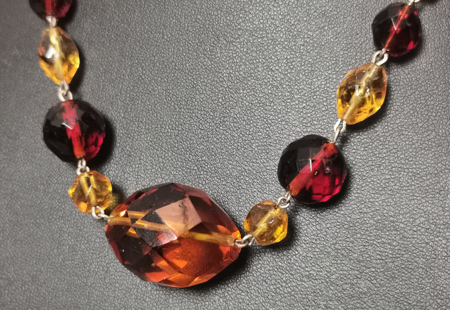 Vintage Art Deco 1930's Amber glass bead necklace