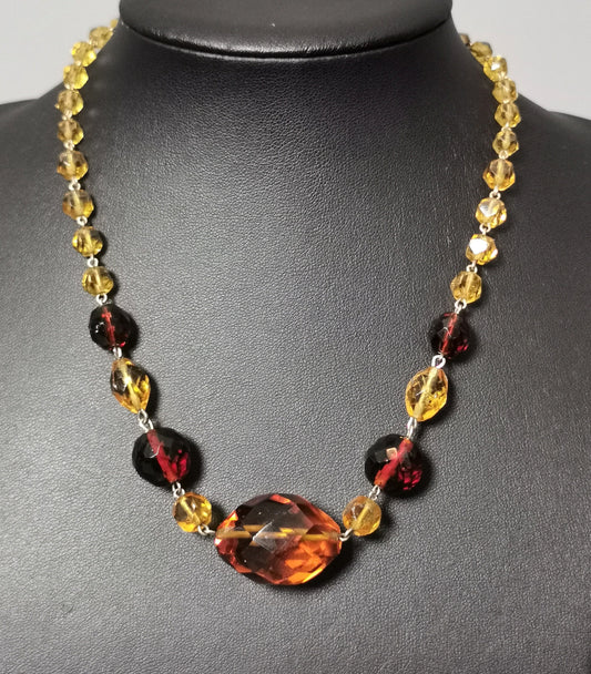 Vintage Art Deco 1930's Amber glass bead necklace