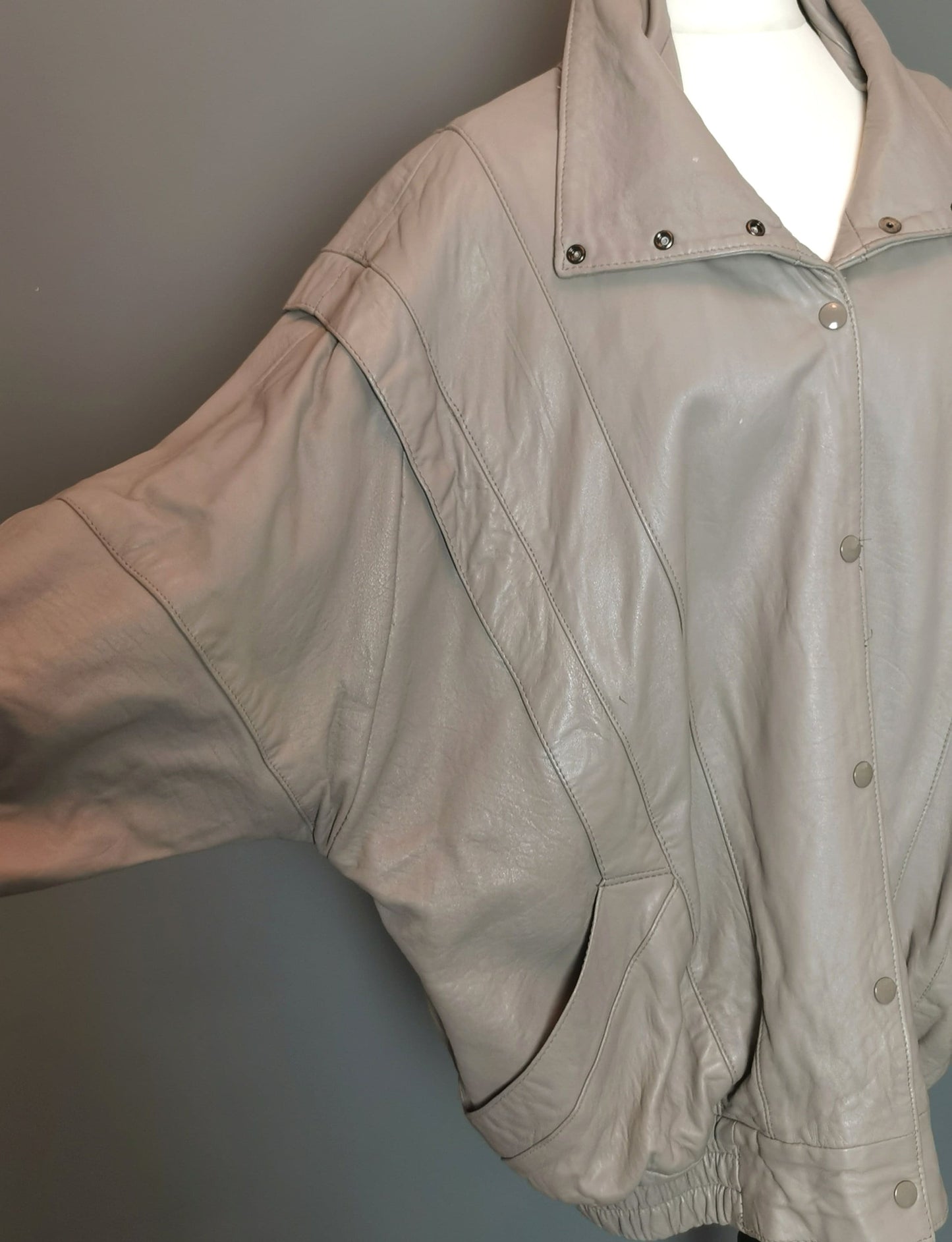 Vintage 1980s batwing leather jacket, Taupe