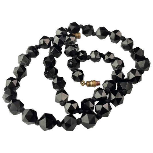 Antique Art Deco Whitby Jet bead necklace