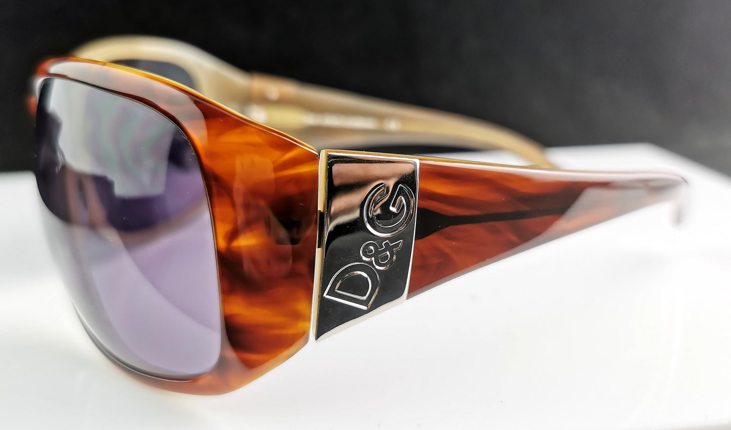 Dolce and Gabbana faux tortoiseshell sunglasses, Silver tone logo