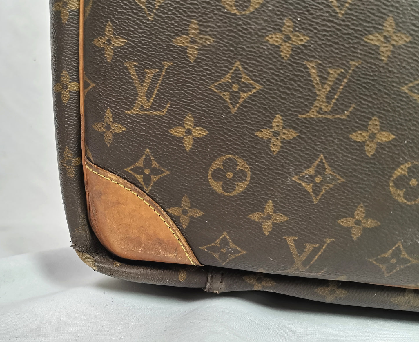 Vintage Louis Vuitton Sirius 65 Suitcase