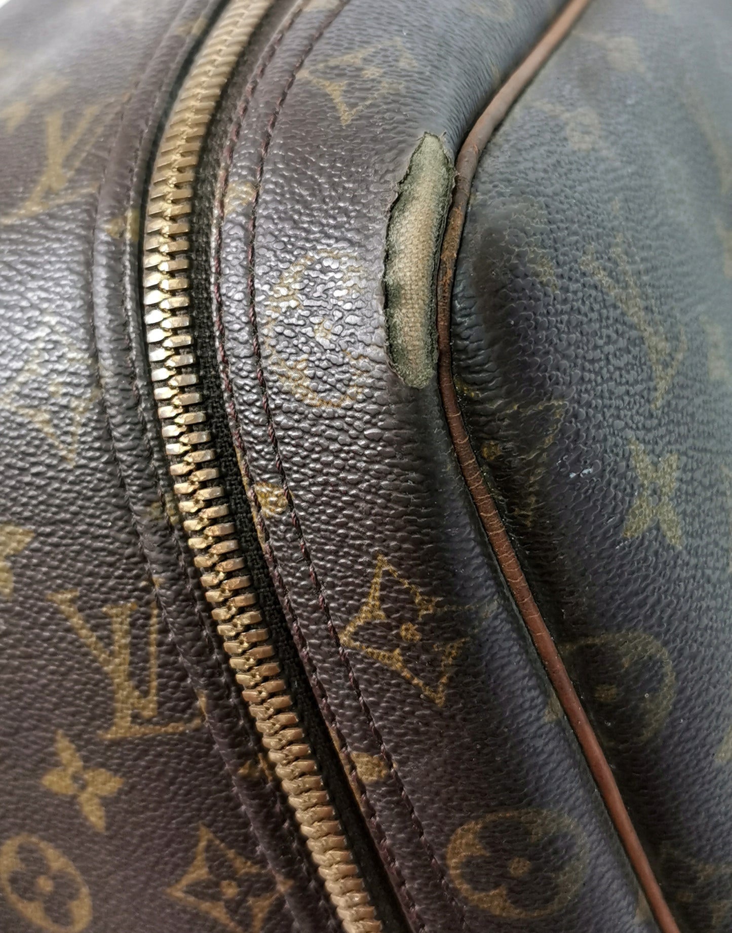 Vintage Louis Vuitton Sirius 65 Suitcase