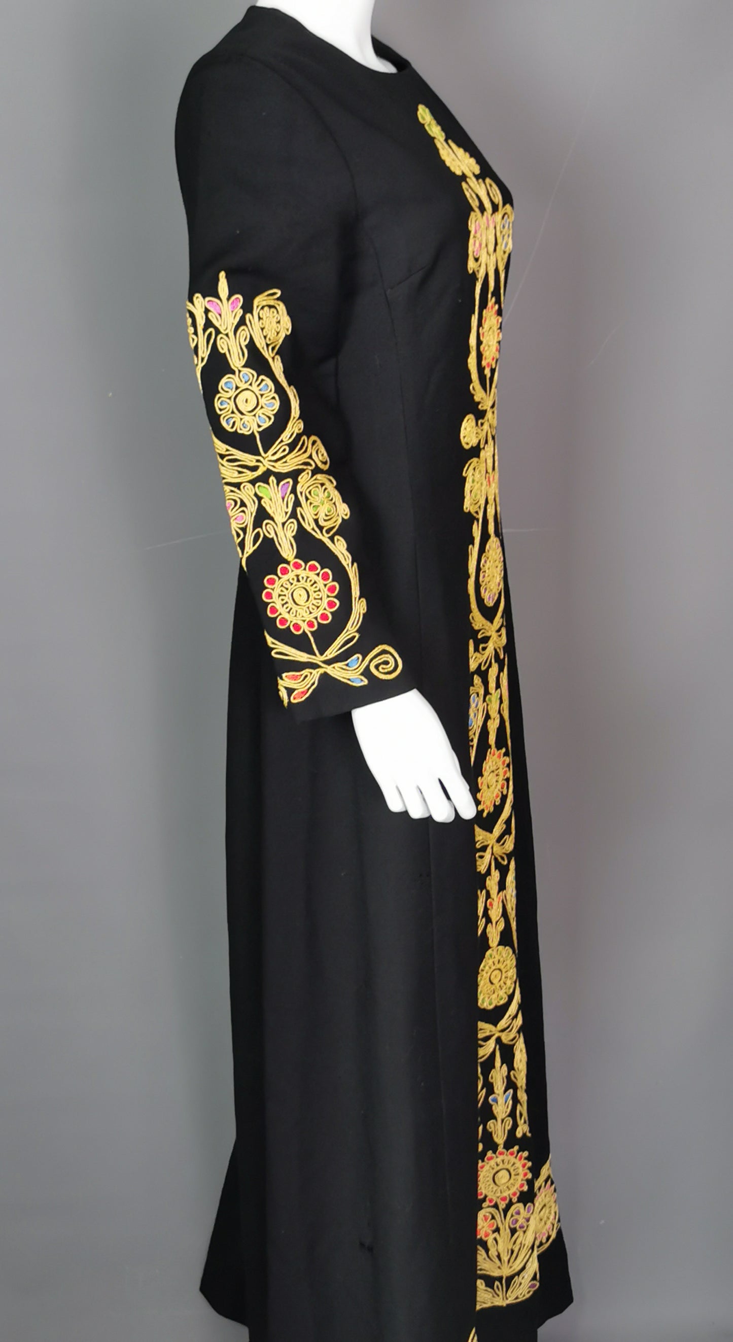 Vintage Jewish kaftan dress, Embroidered