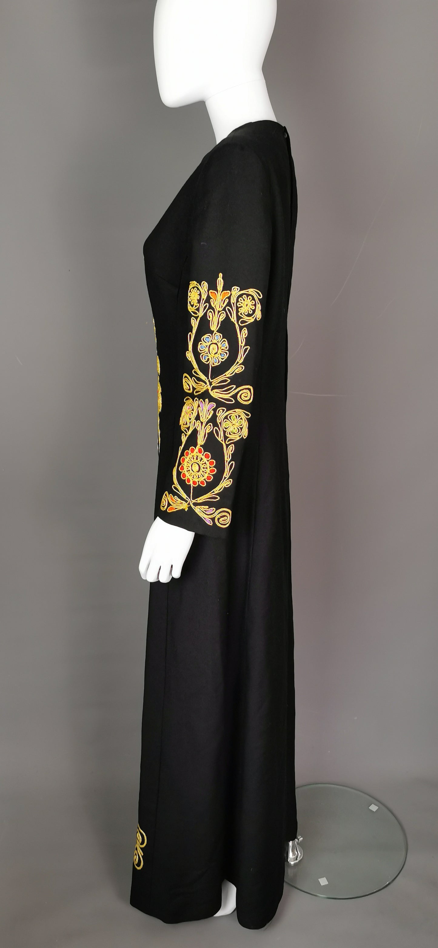 Vintage Jewish kaftan dress, Embroidered