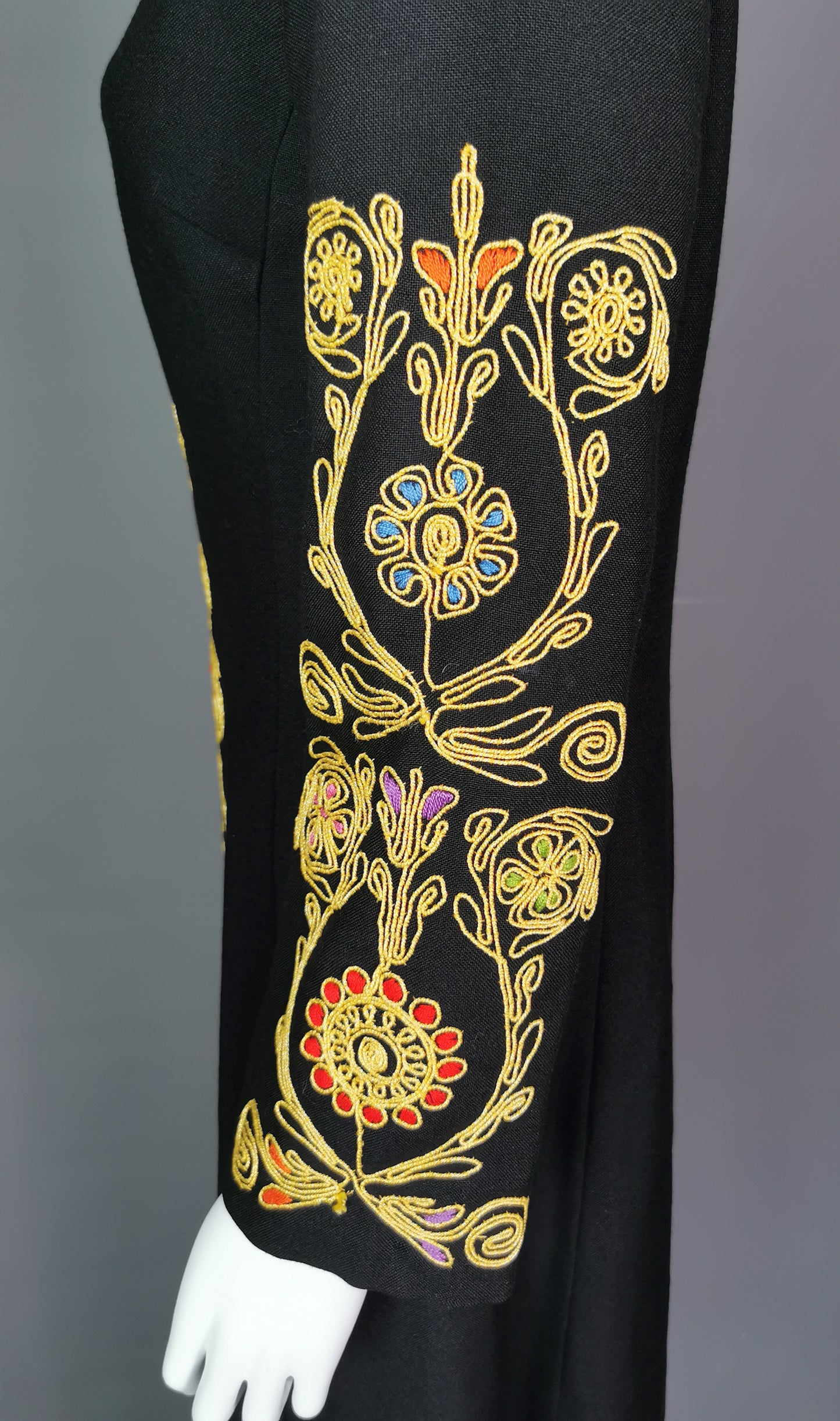 Vintage Jewish kaftan dress, Embroidered