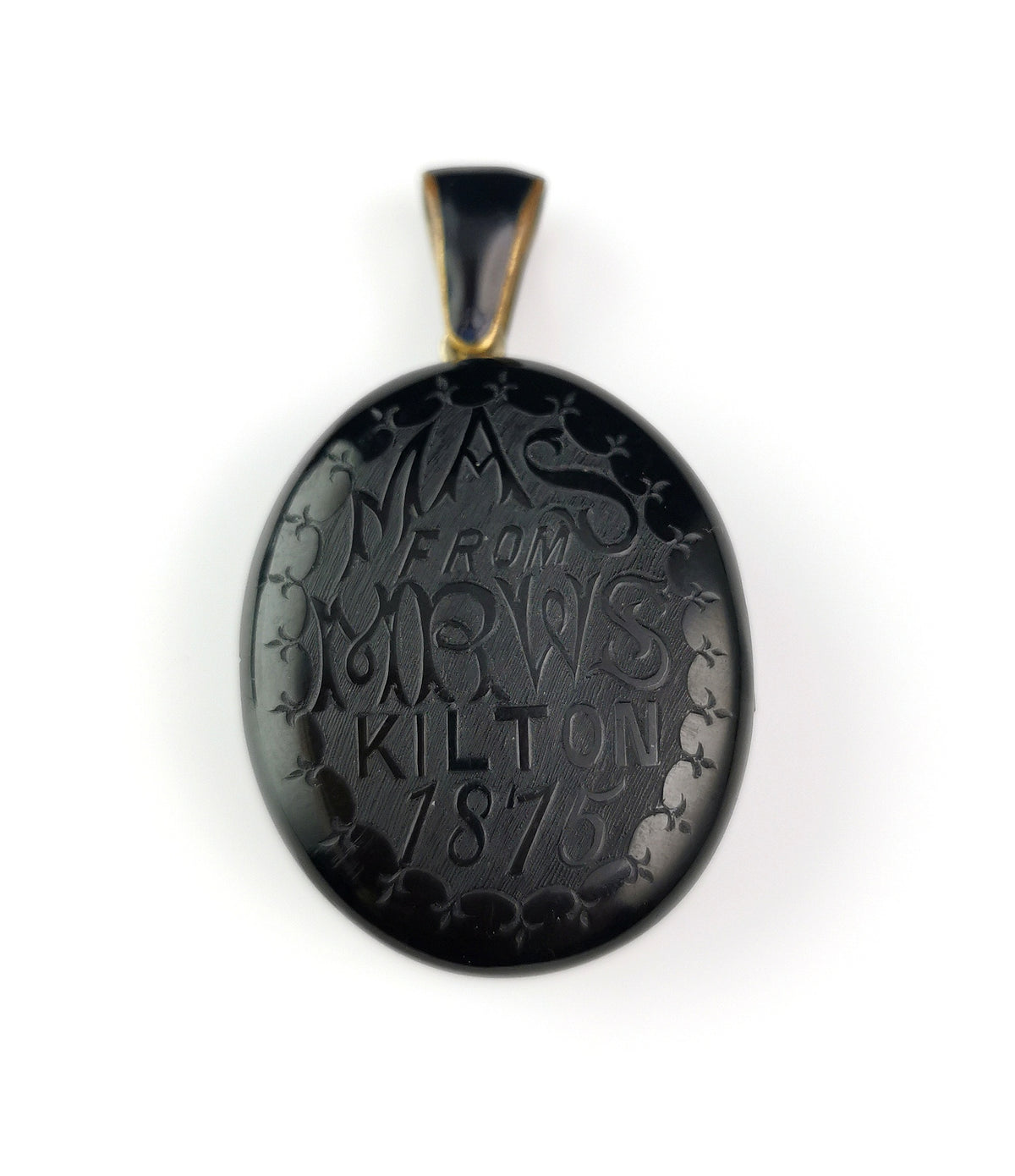 Whitby Jet Locket Antique Victorian Whitby Jet mourning locket, Mining – TCTvintage
