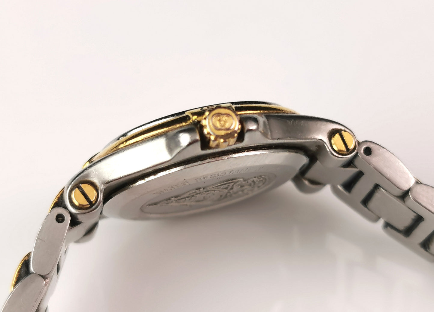 Gucci 9040l Ladies wristwatch, Stainless steel and gold plated