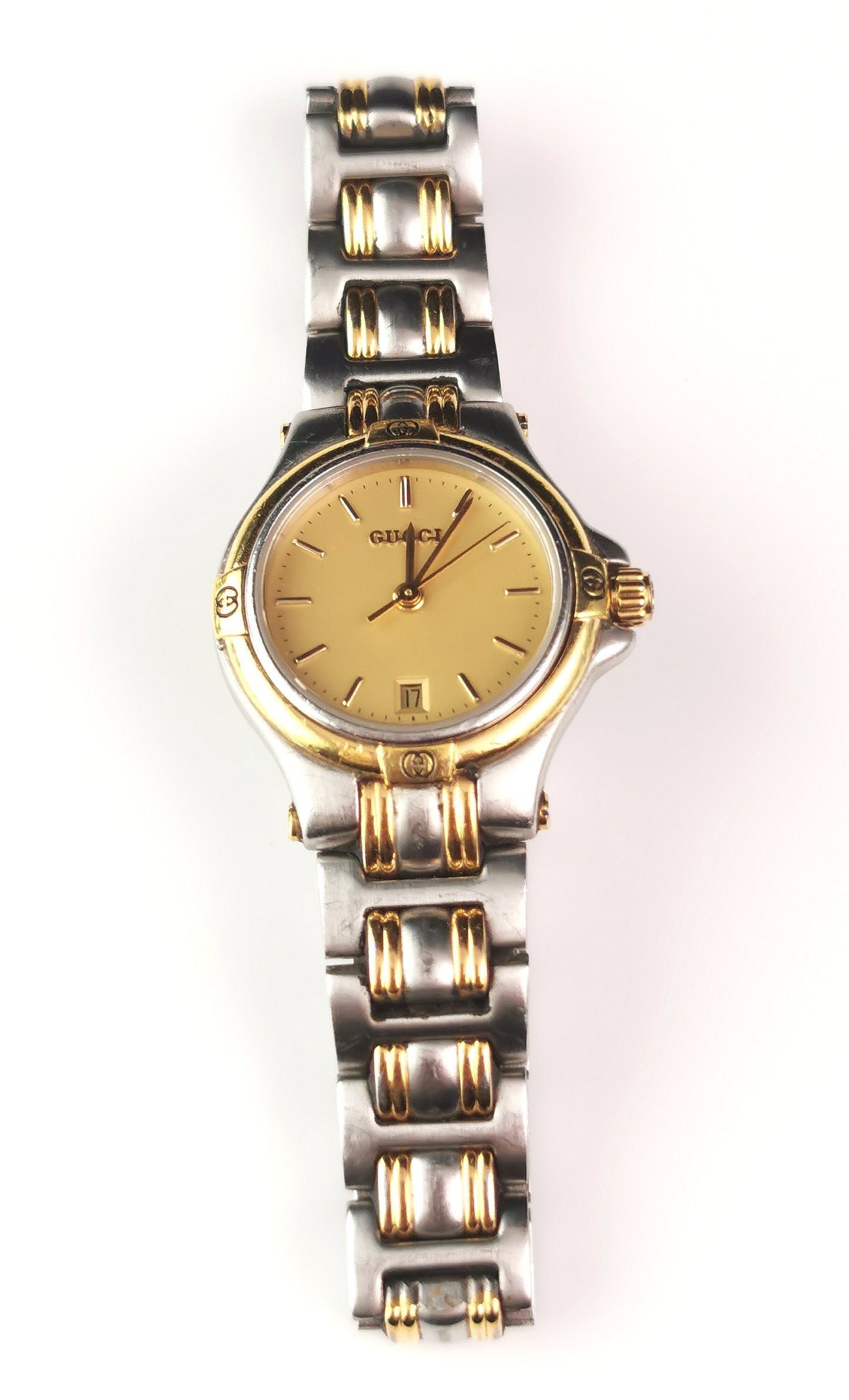 Gucci 9040l Ladies wristwatch, Stainless steel and gold plated