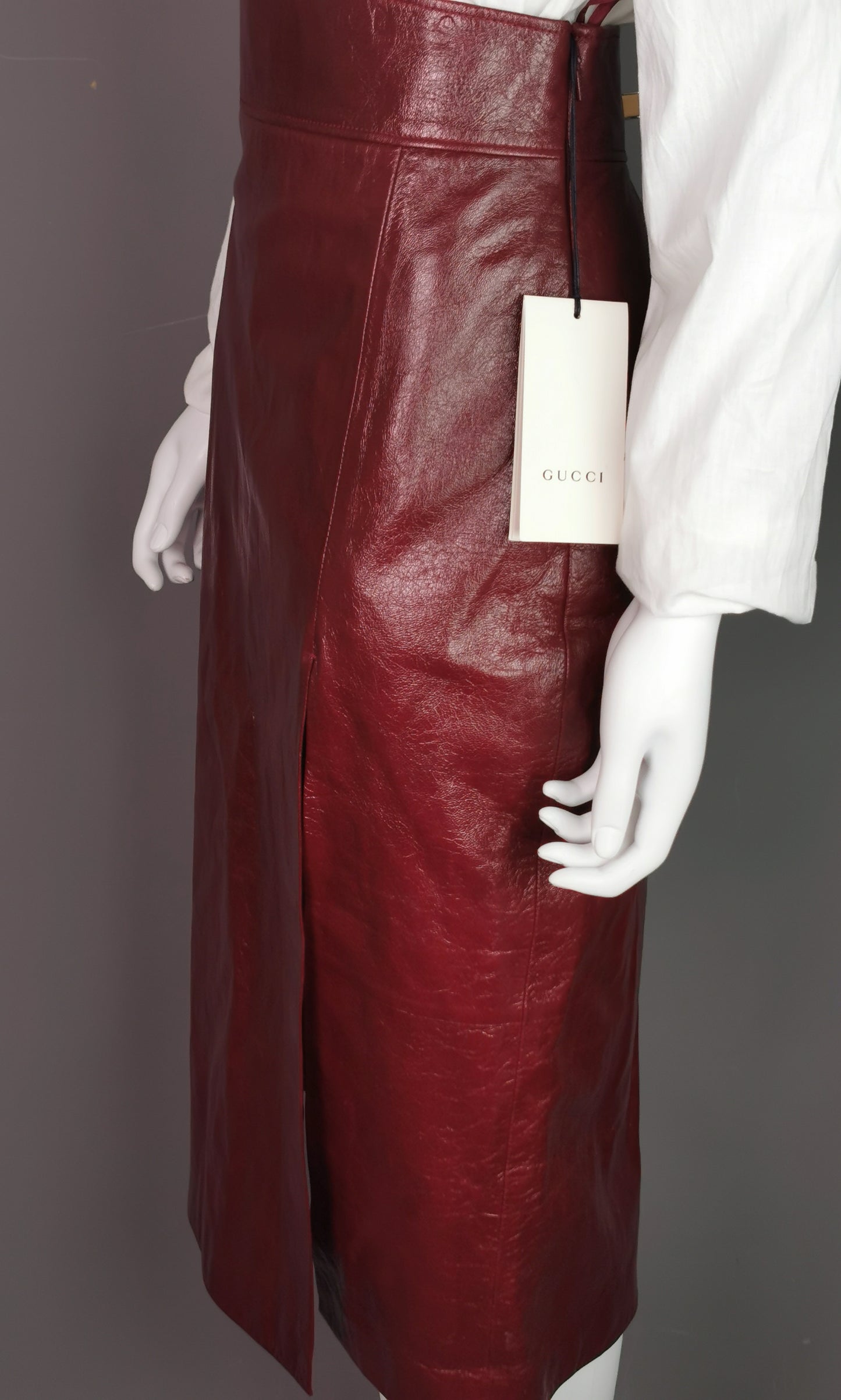 Gucci SS20 runway high waist leather pencil skirt, wine red, NWT