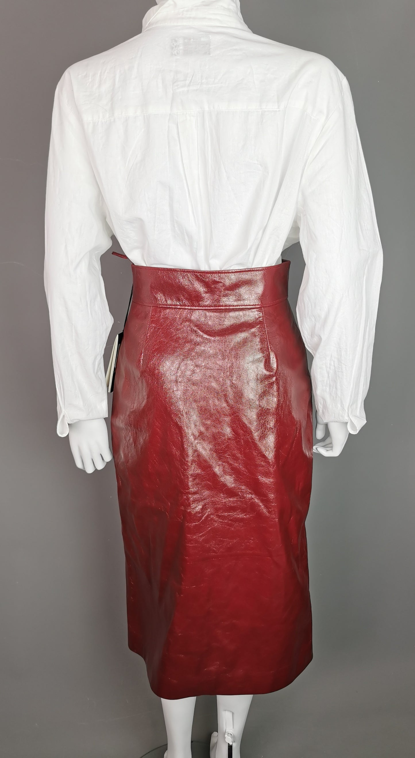 Gucci SS20 runway high waist leather pencil skirt, wine red, NWT