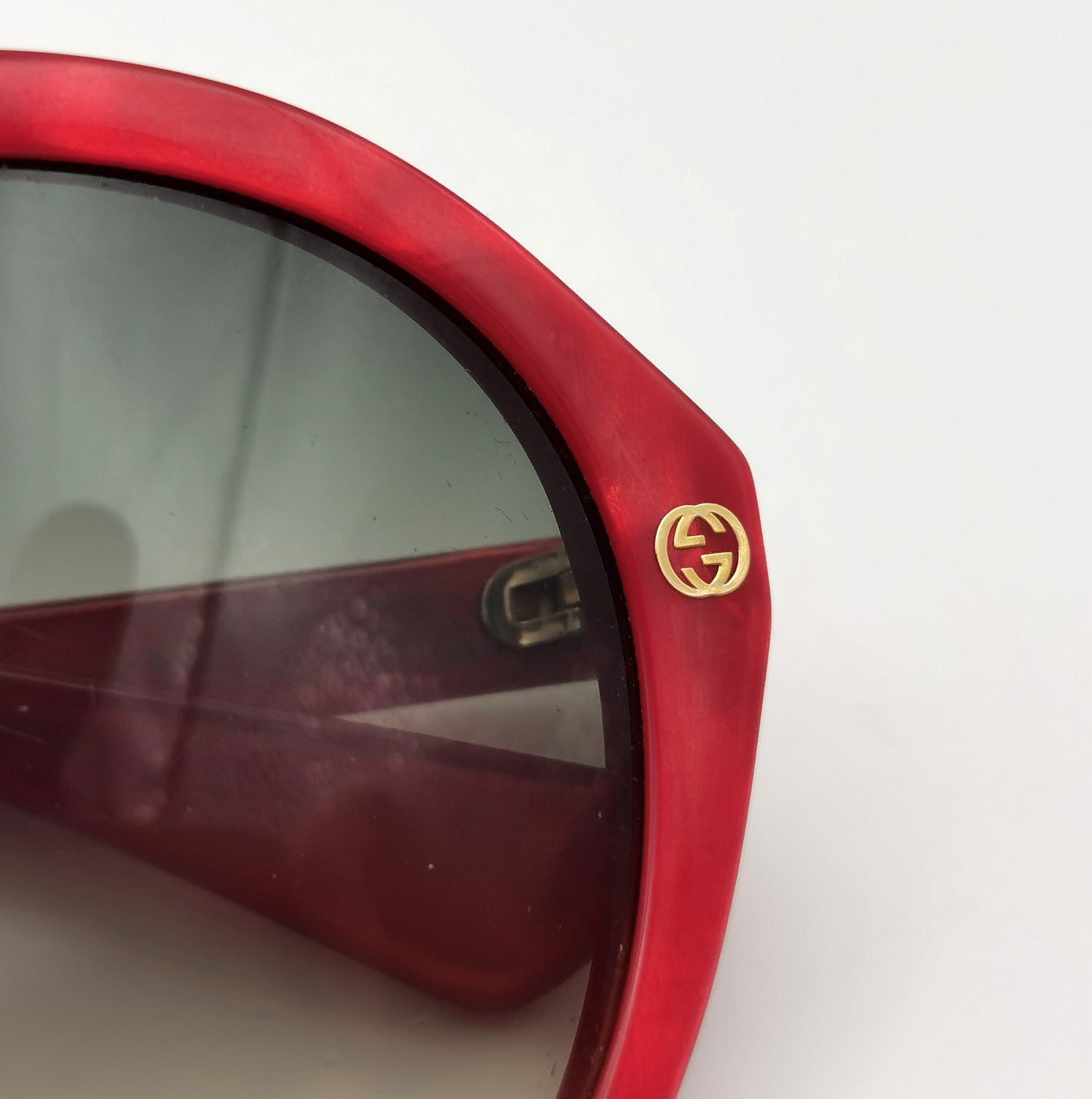 Gucci Oversized Sunglasses, Red marble frame, Gold Bee