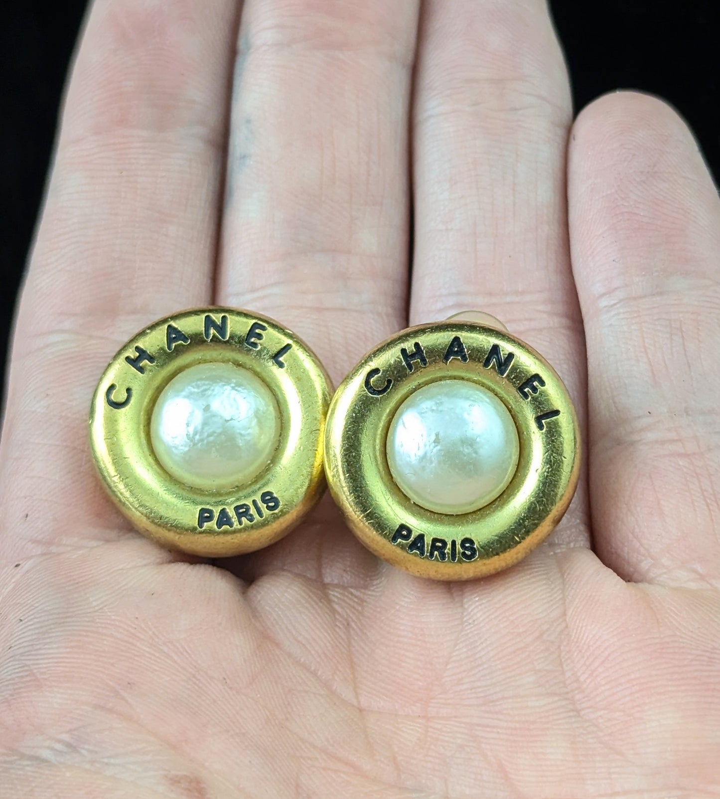 Vintage Chanel CC logo faux pearl clip on earrings, Gold tone