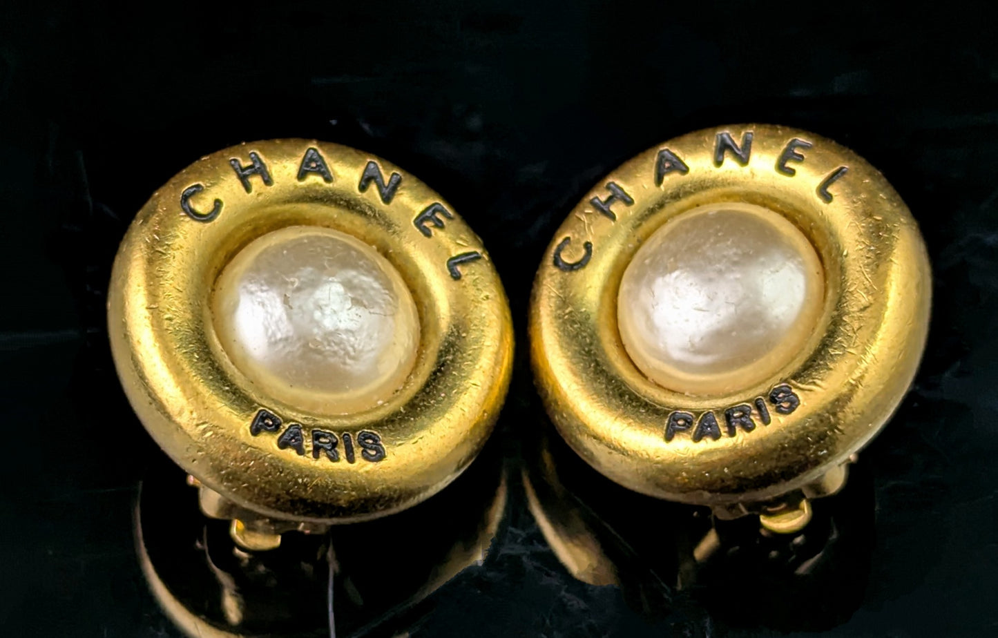 Vintage Chanel CC logo faux pearl clip on earrings, Gold tone