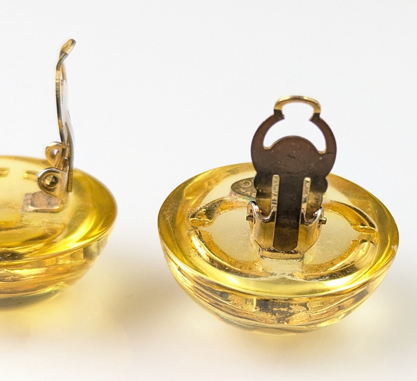 Vintage Chanel CC logo clip on earrings, Yellow and Gold tone