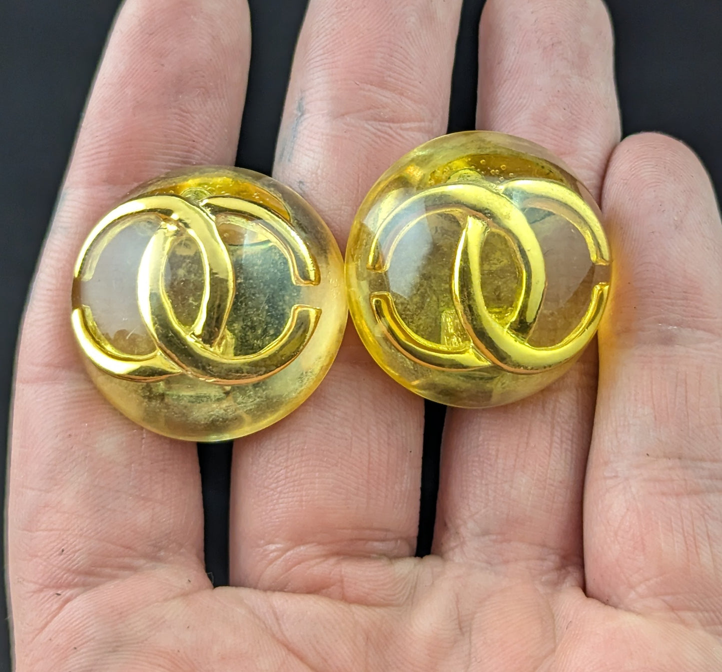 Vintage Chanel CC logo clip on earrings, Yellow and Gold tone