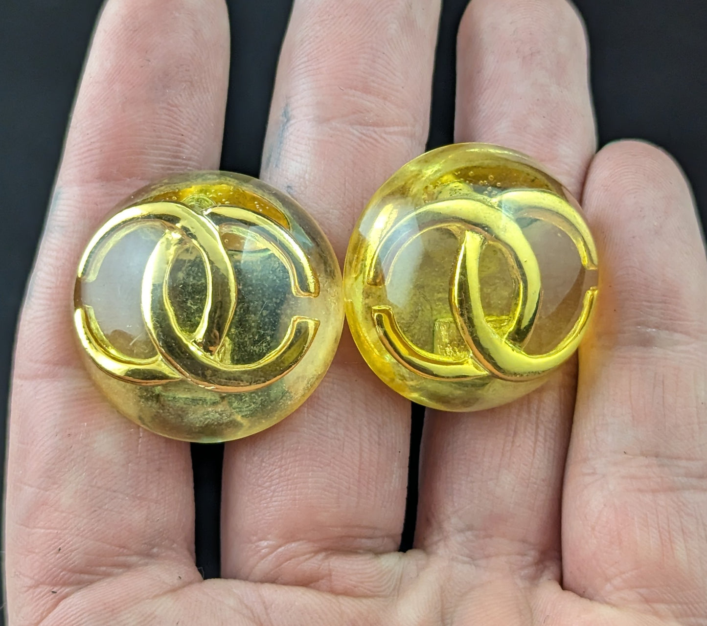 Vintage Chanel CC logo clip on earrings, Yellow and Gold tone