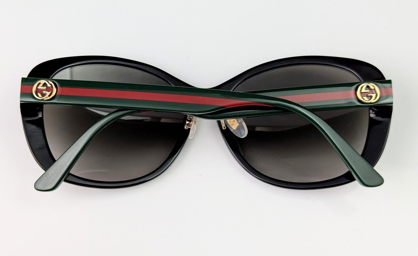 Gucci Stripe Arm Sunglasses, GG logo