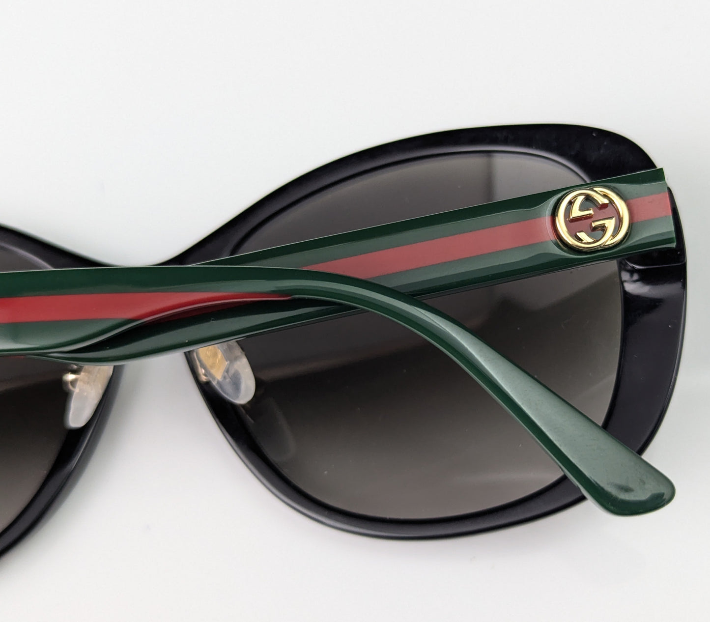 Gucci Stripe Arm Sunglasses, GG logo