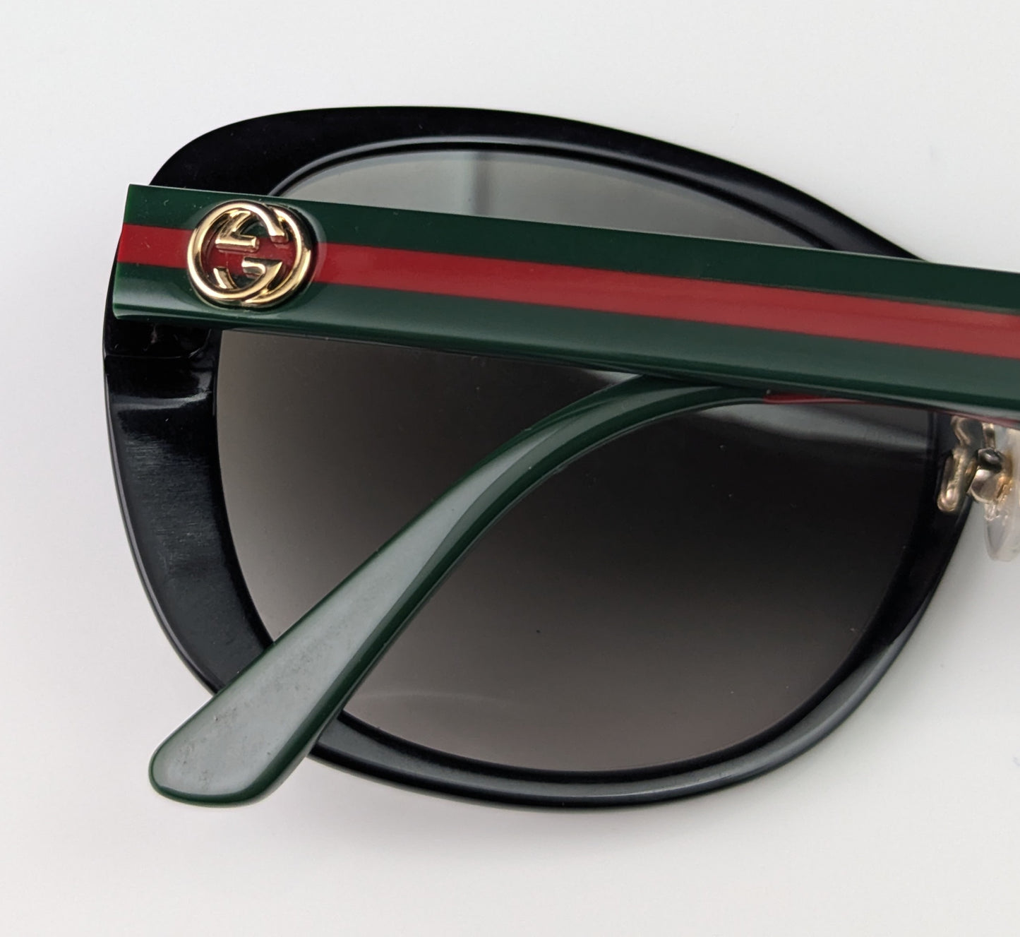 Gucci Stripe Arm Sunglasses, GG logo