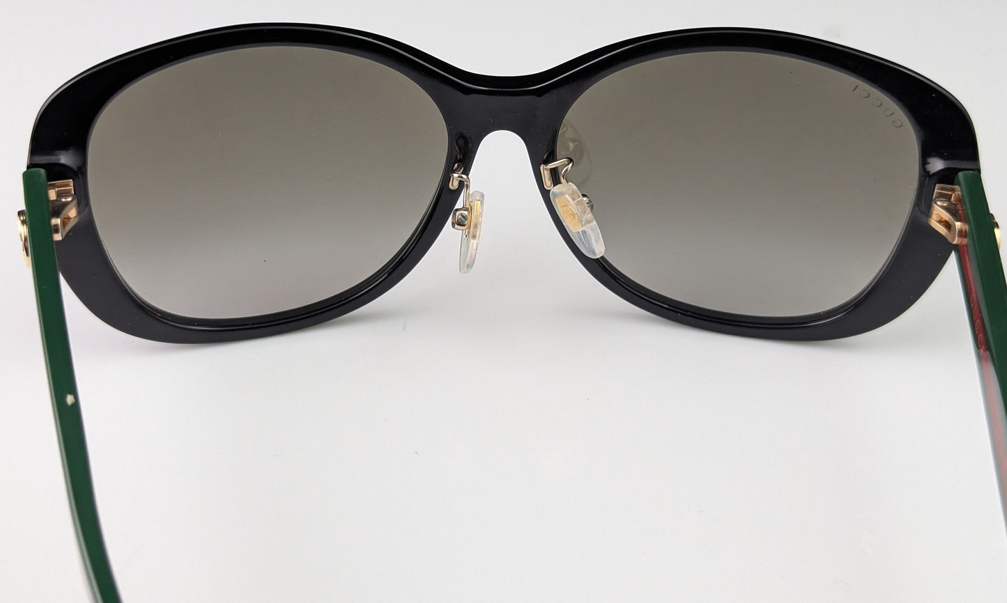 Gucci Stripe Arm Sunglasses, GG logo